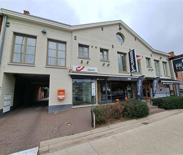 Een vernieuwd appartement op de eerste verdieping met autostaanplaats - Photo 3