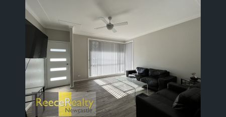 STUDENT HOUSE OPPOSITE UNI! - Photo 2