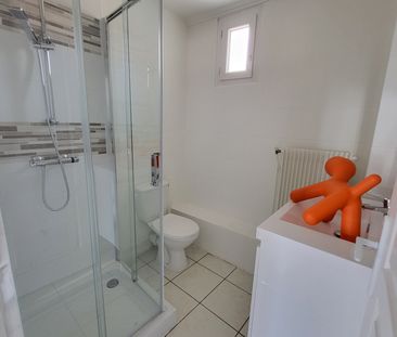 Location Appartement 3 pièces 46m² AUBIERE 63170 - Photo 4