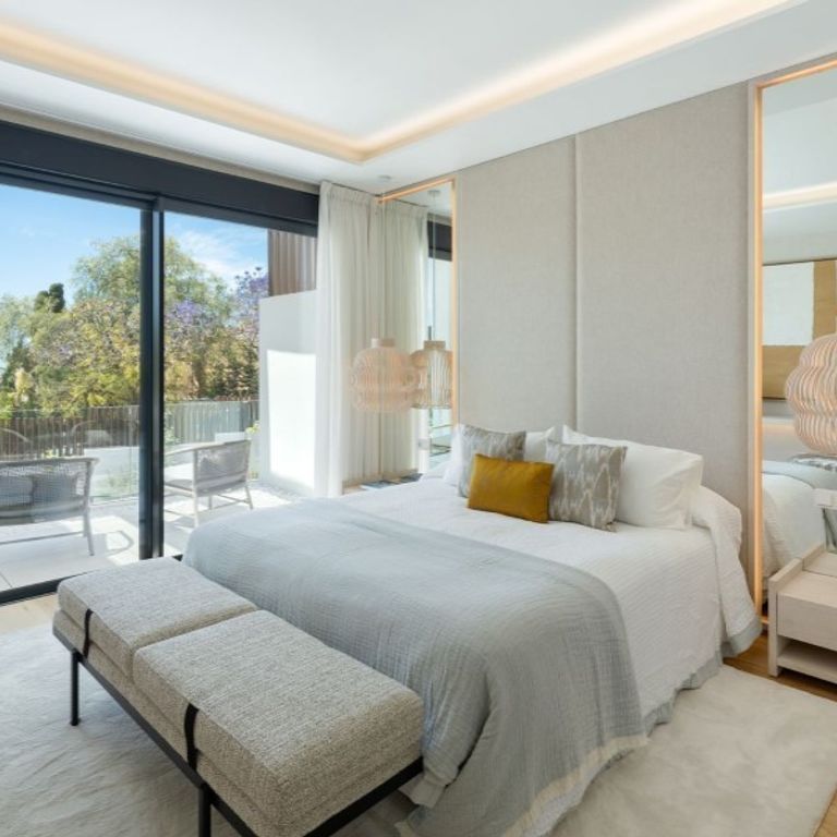 5 bedroom luxury Semidetached House for rent in Marbella, Andalusia - Photo 1