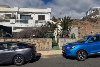 Puerto Rico, Canary Islands 35130