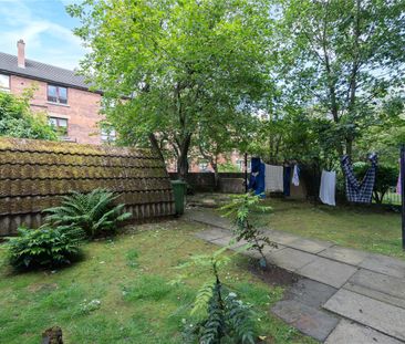 2/2, 30 Garry Street - Photo 5