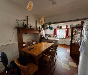 7 bedroom detached house to rent - Photo 2