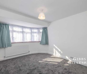 Hermitage Way, Stanmore, HA7 - Photo 4