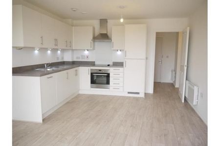 Elstree Way, WD6 1BX, Borehamwood - Photo 4