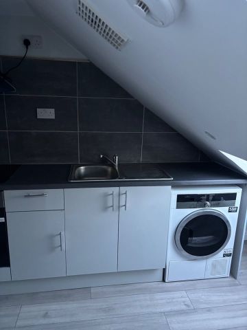 1 Bed Flat, Sudbury Court Road, HA1 - Photo 2