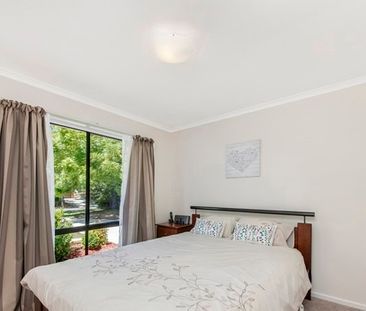 Beautifully presented four bedroom house. - Photo 6