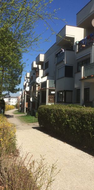 Geförderte 2-Raumwohnung mit Loggia in Ebelsberg - Photo 1