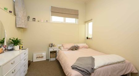 Newtown 3 Bedrooms - Photo 4