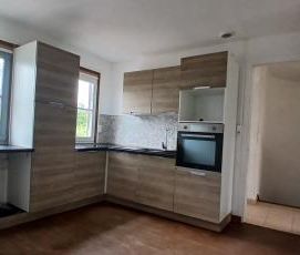 Location Appartement 5 pièces 77m² PECQUENCOURT 59146 - Photo 3