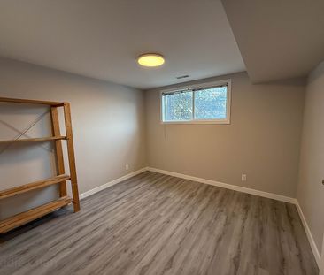 2904B Unwin Road Northwest, Calgary - Photo 3