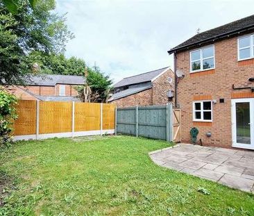 Queensway, Winsford, CW7 - Photo 2