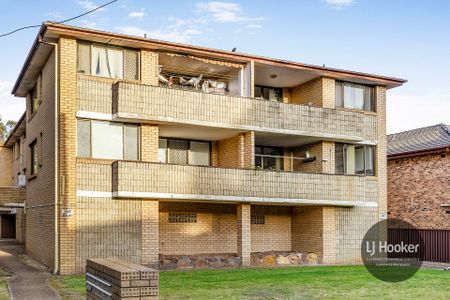 View Saturday at 1.35pm - 1.55pm - Photo 2