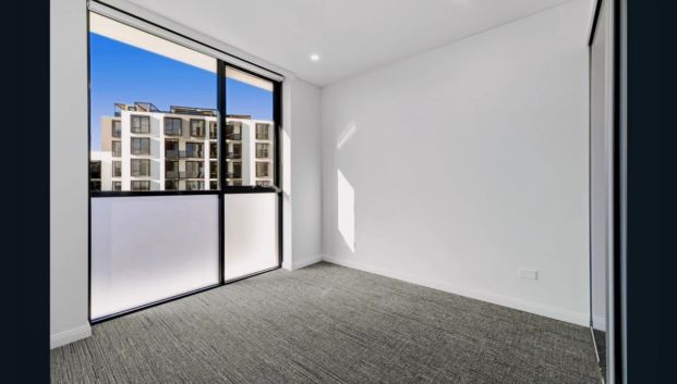 5 Joynton Avenue, Sydney - Photo 1