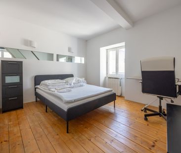 T3 en Duplex meublé - Photo 6