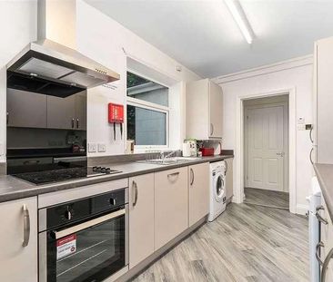 Hill Park Crescent, Plymouth, PL4 - Photo 2