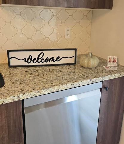 For Lease - 1196 Peelar Crescent, Innisfil, Ontario - Photo 2