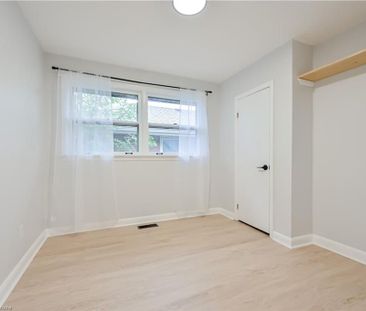 For Lease - 738 Mohawk Road Unit# Upper, Hamilton, Ontario - Photo 5