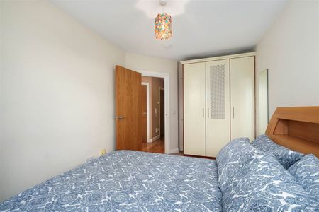 34 Rockview, Simon`s Ridge, Blackglen Road, Sandyford, Dublin 18 - Photo 2