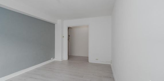 Location Appartement 2 pièces 42m² VICHY 03200 - Photo 2