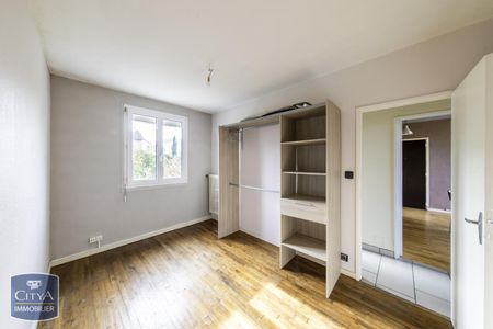 Location Appartement 3 pièces 54m² POITIERS 86000 - Photo 4