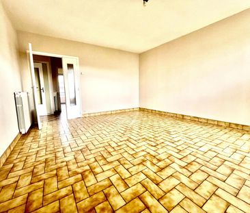 Location Appartement 3 pièces 71m² BRIVE LA GAILLARDE 19100 - Photo 2