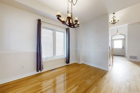 For Lease - 70 Earl Stewart Drive, Aurora, Ontario - Photo 3