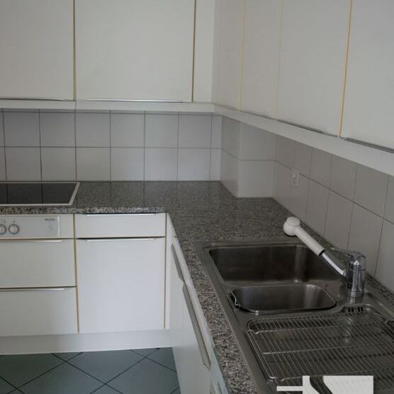 APPARTEMENT DE 4½ PIECES AVEC TERRASSE QUARTIER FAMILIAL DES DAILLES - Photo 1