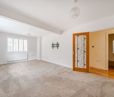 2 bedroom detached house to rent - Photo 3