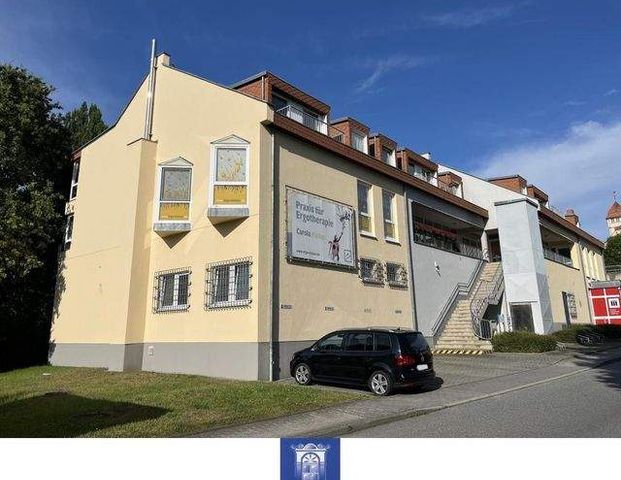 Heimelige, frisch sanierte Singlewohnung mit Balkon im Dachgeschoss! Erstbezug! - Photo 1