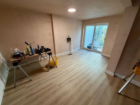 3 Bed Terraced House, Dawlish Close, SK7 - Photo 5