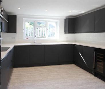 3 bedroom detached bungalow to rent - Photo 5