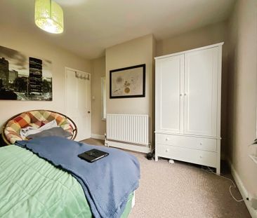 2 bedroom Mid Terraced House to let - Photo 1