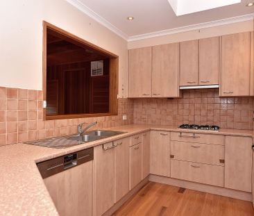 1 Franklin Court, Glen Waverley - Photo 4