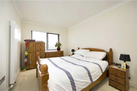 High Street, Teddington - 1 bedroomProperty for lettings - Chasebuchanan - Photo 4