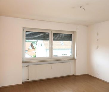 FÜ-Sack: Helle 3-Zi-Whg (2.OG o.A.) mit Balkon - selbst renovieren - dafür 1 Monat kaltmietfrei - Foto 2