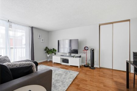For Lease - 30 Bridge Street Unit# 205, Waterloo, Ontario - Photo 4