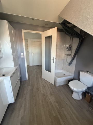 Location Appartement 1 pièce 34m² DUNKERQUE 59240 - Photo 4