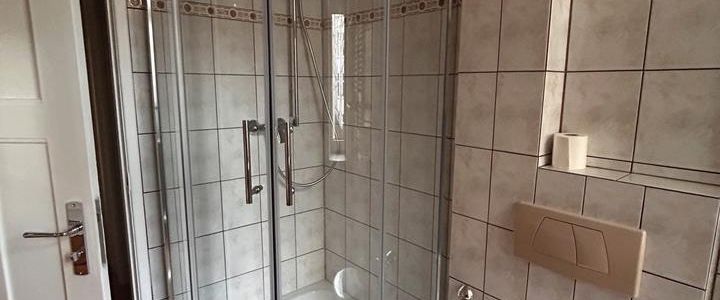 Renovierte 2 Zimmerwohnung mit neuer EBK - Foto 1