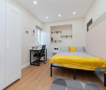 1 bedroom in a house share to rent - Photo 6