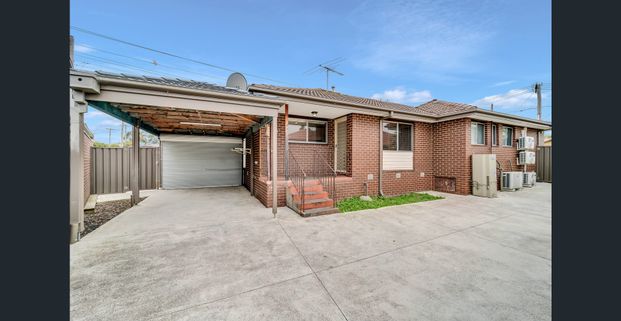 Cosy Family Home With A Large Backyard - Photo 1