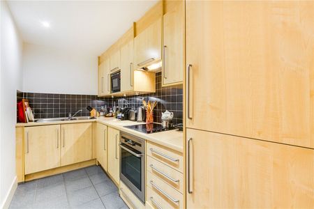 Owen Street, Angel, EC1V - Photo 4