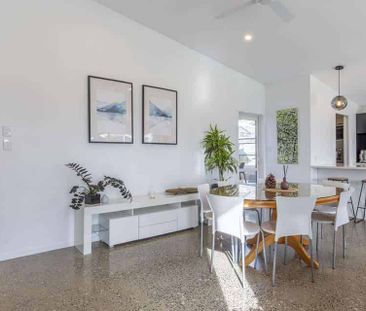 Stunning Motuoapa Living! - Photo 3