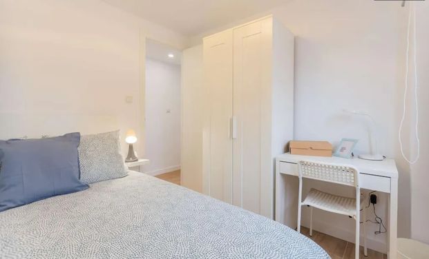 Carrer del Gravador Fabregat, Valencia, Valencian Community 46019 - Photo 1