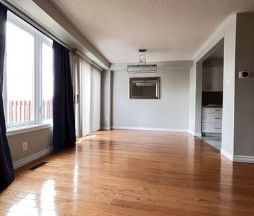 For Lease - 5317 Ferret Court, Mississauga, Ontario - Photo 2