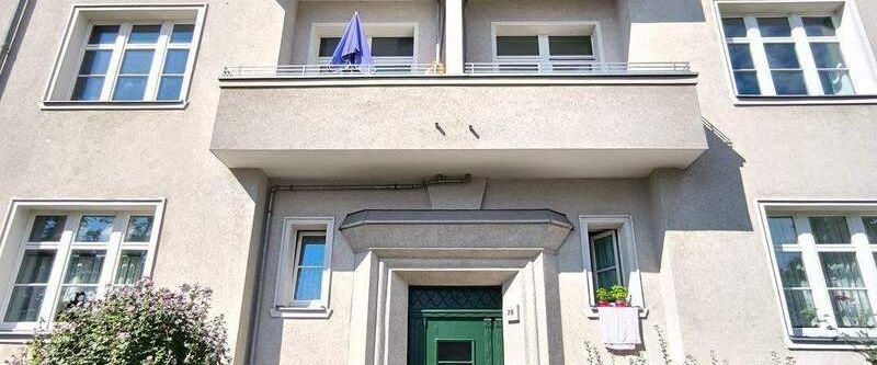 Teilmöblierte Wohnung mit Einbauküche + Balkon - Foto 1