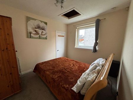 2 bedroom bungalow to rent - Photo 3