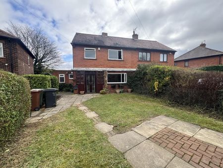 3 bedroom semi-detached house to rent - Photo 4