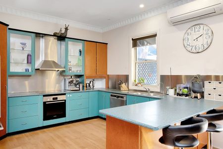 Dee Why, 10 Redman Road - Photo 3