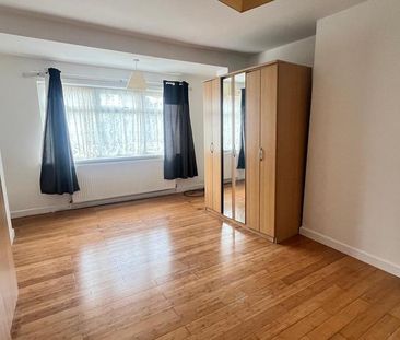 4 bedroom terraced house to rent - Photo 4